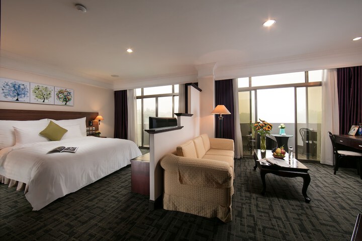 Room 22 of 59
