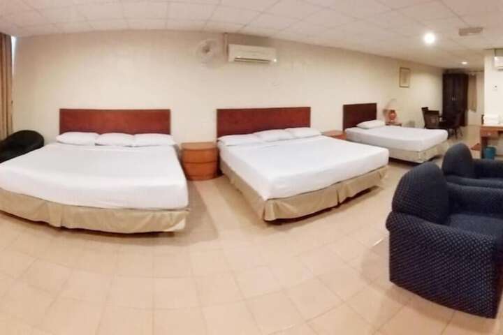 Room 21 of 50