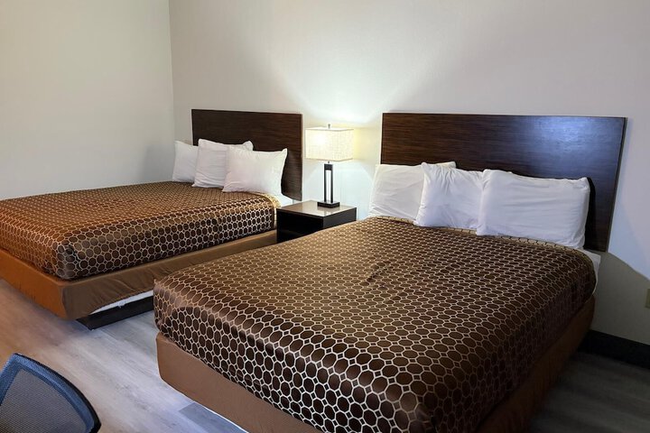 Room 5 of 39