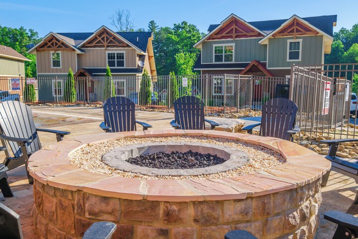 Property Grounds 51 of 66