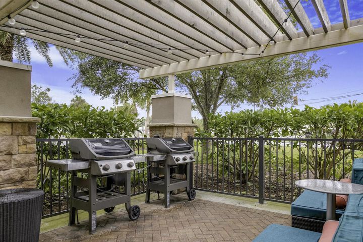 Terrace/Patio 31 of 36
