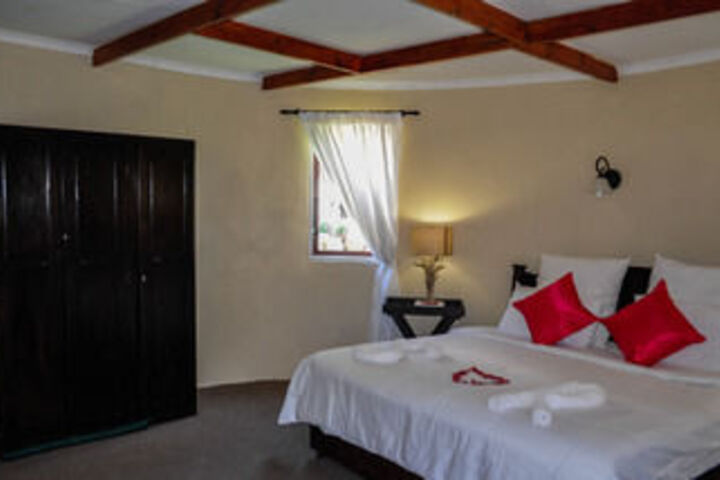 Room 5 of 39