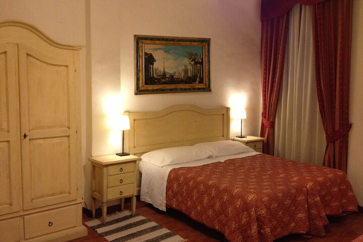 Room 7 of 45