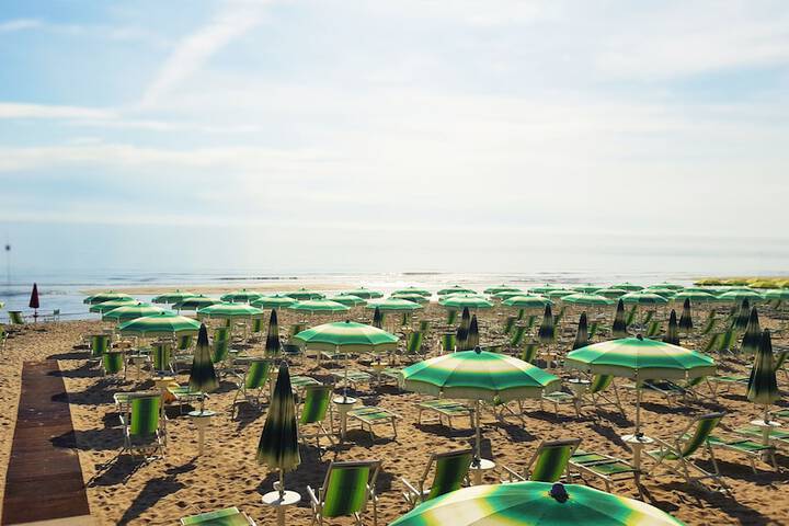 Beach 56 of 73