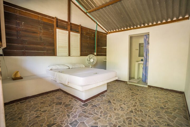 Room 4 of 22