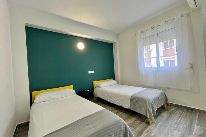 Room 8 of 11