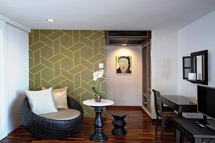 Room 14 of 66