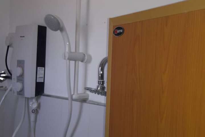 Room 8 of 13