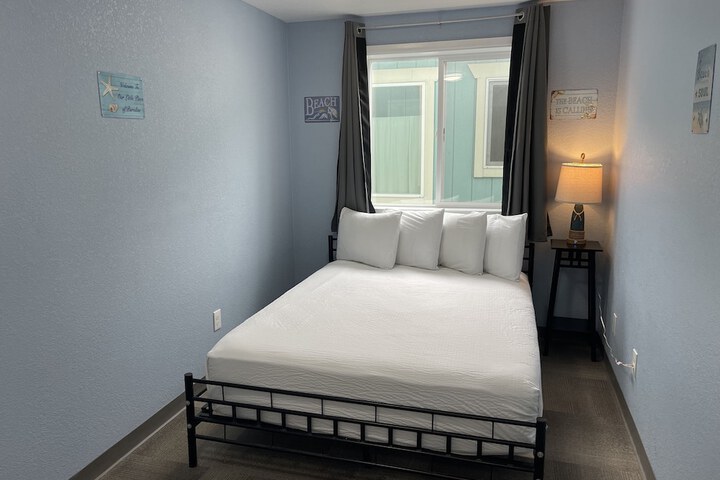 Room 46 of 136