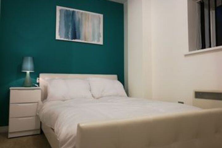Room 6 of 19