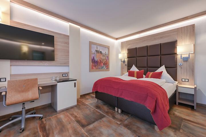 Room 34 of 74
