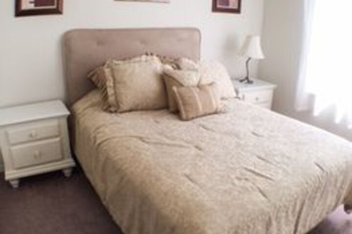 Room 4 of 15