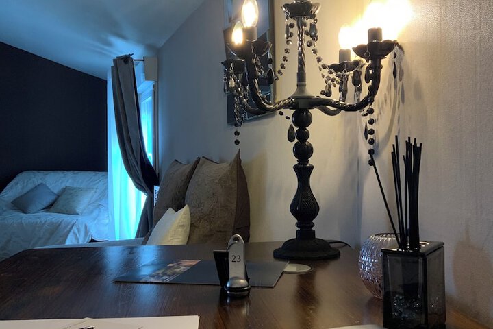 Room 22 of 66