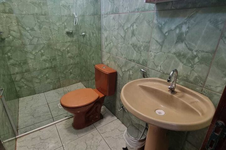 Room 14 of 24