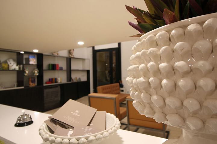Hotel 2 of 138