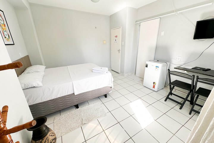 Room 3 of 10