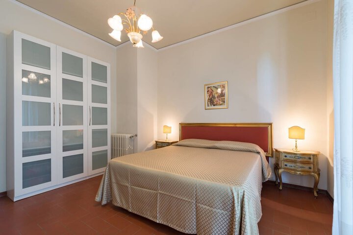 Room 3 of 11