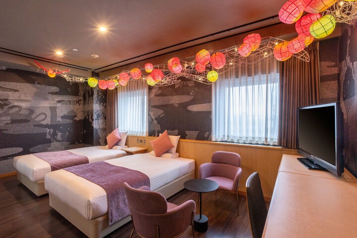 Room 30 of 83