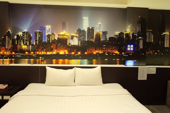 Lotus Yuan Business Hotel in Taoyuan City