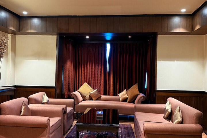 Room 44 of 85