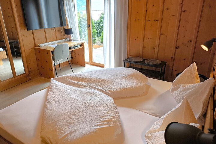 Room 9 of 45