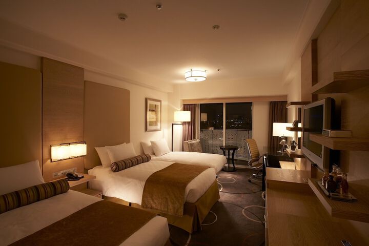 Room 28 of 239