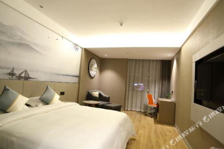Longsheng Hotel