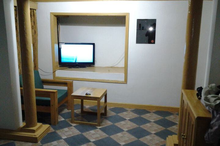 Room 7 of 19