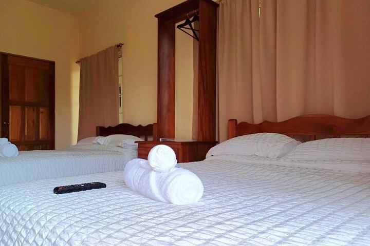 Room 6 of 17