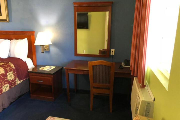Photo 18