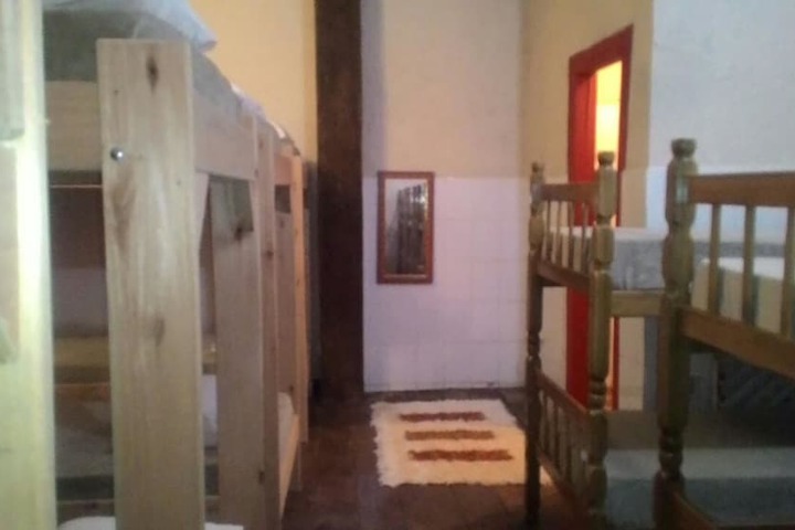 Room 13 of 17