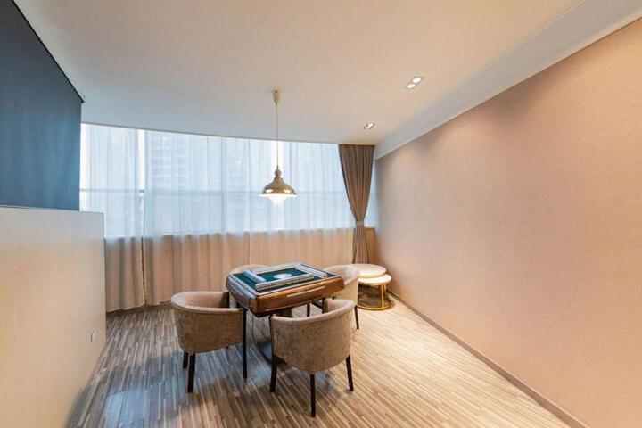 Luckfull Hotel