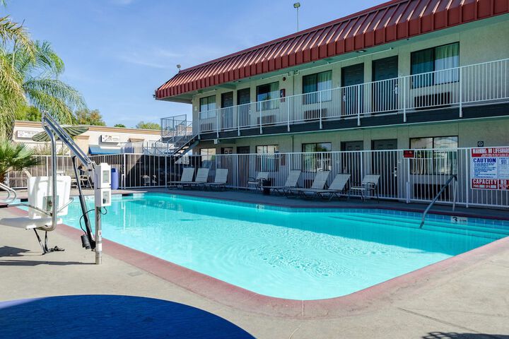 Pool 37 of 47