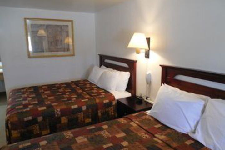 Room 54 of 98