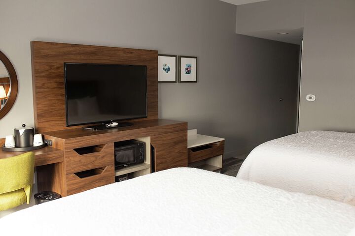 Room 15 of 63