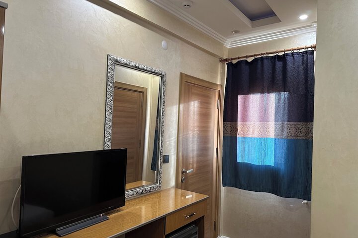Room 83 of 111