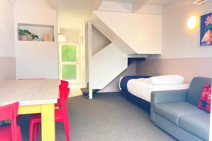 Room 55 of 98