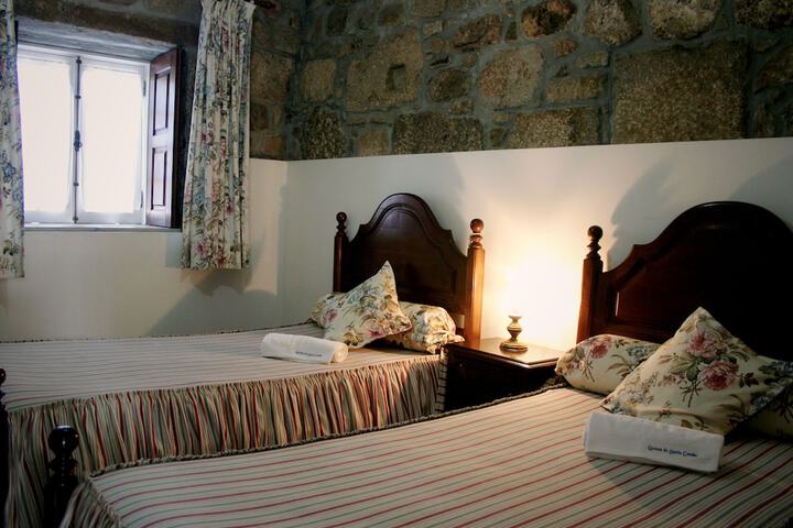Room 7 of 34