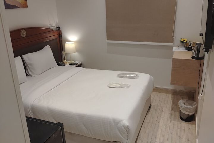 Room 30 of 55