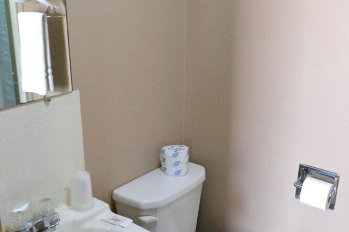 Room 62 of 81