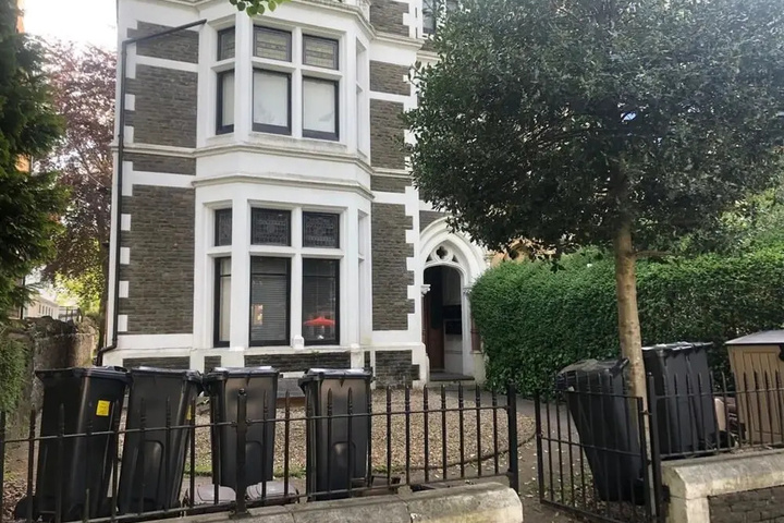 Fabulous Modern 2 Bed Flat in Central Cardiff