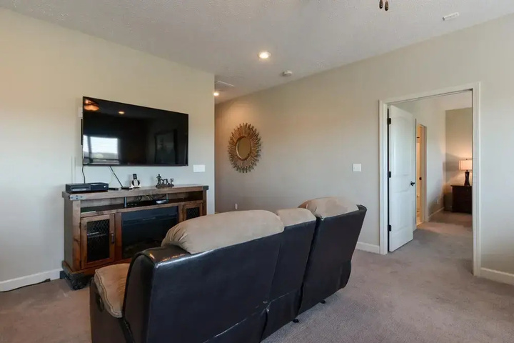 Room 2 of 22
