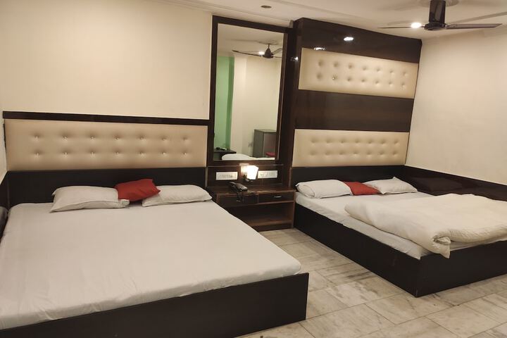 Hotel Hare Rama Deluxe in New Delhi