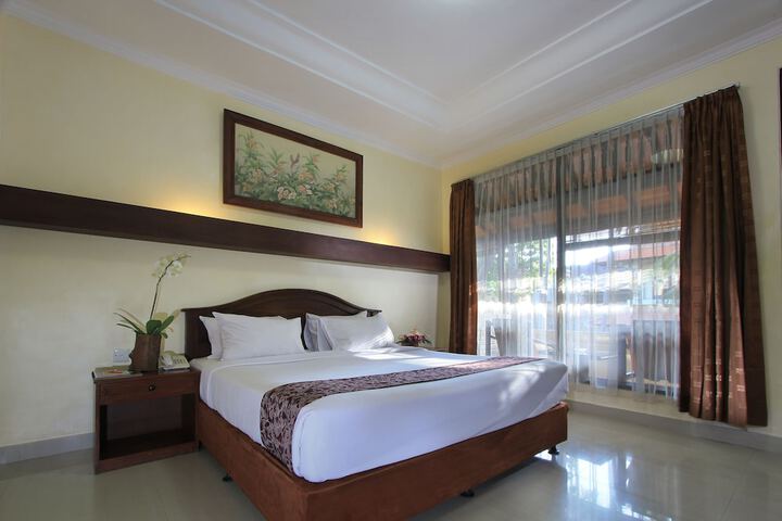 Room 17 of 172