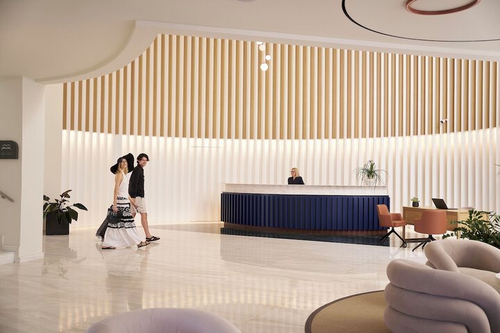 Hotel Interior 7 of 182