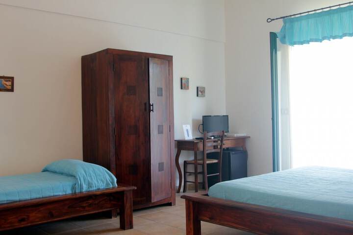 Room 6 of 46