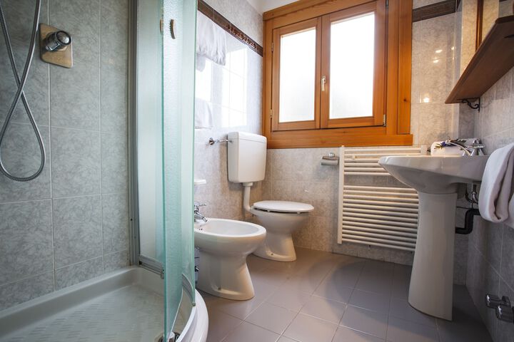 Clean Restrooms