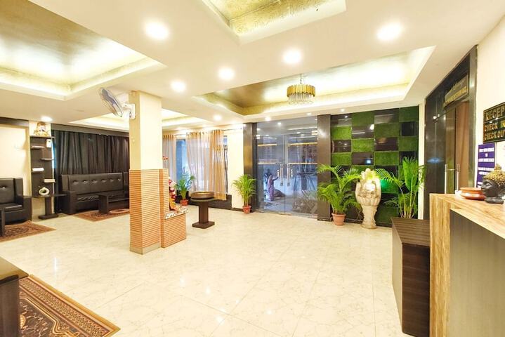 Goroomgo Grand Resort Puri in Puri