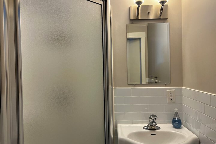Room 27 of 30