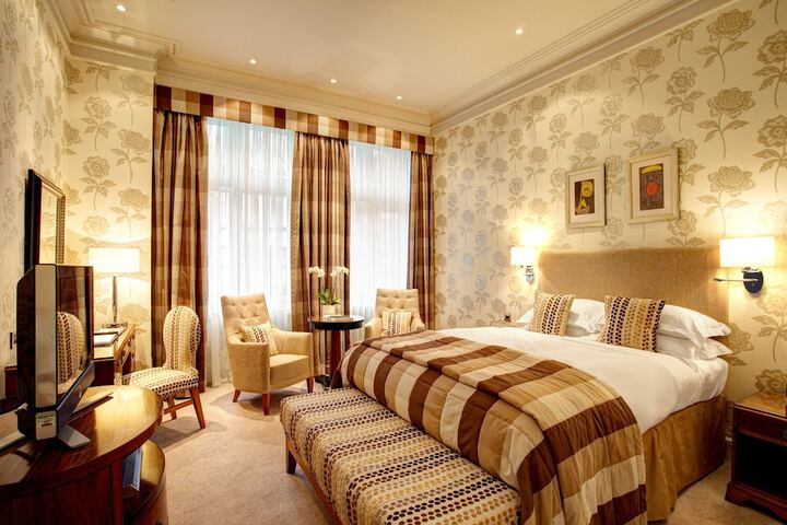 Room 16 of 89